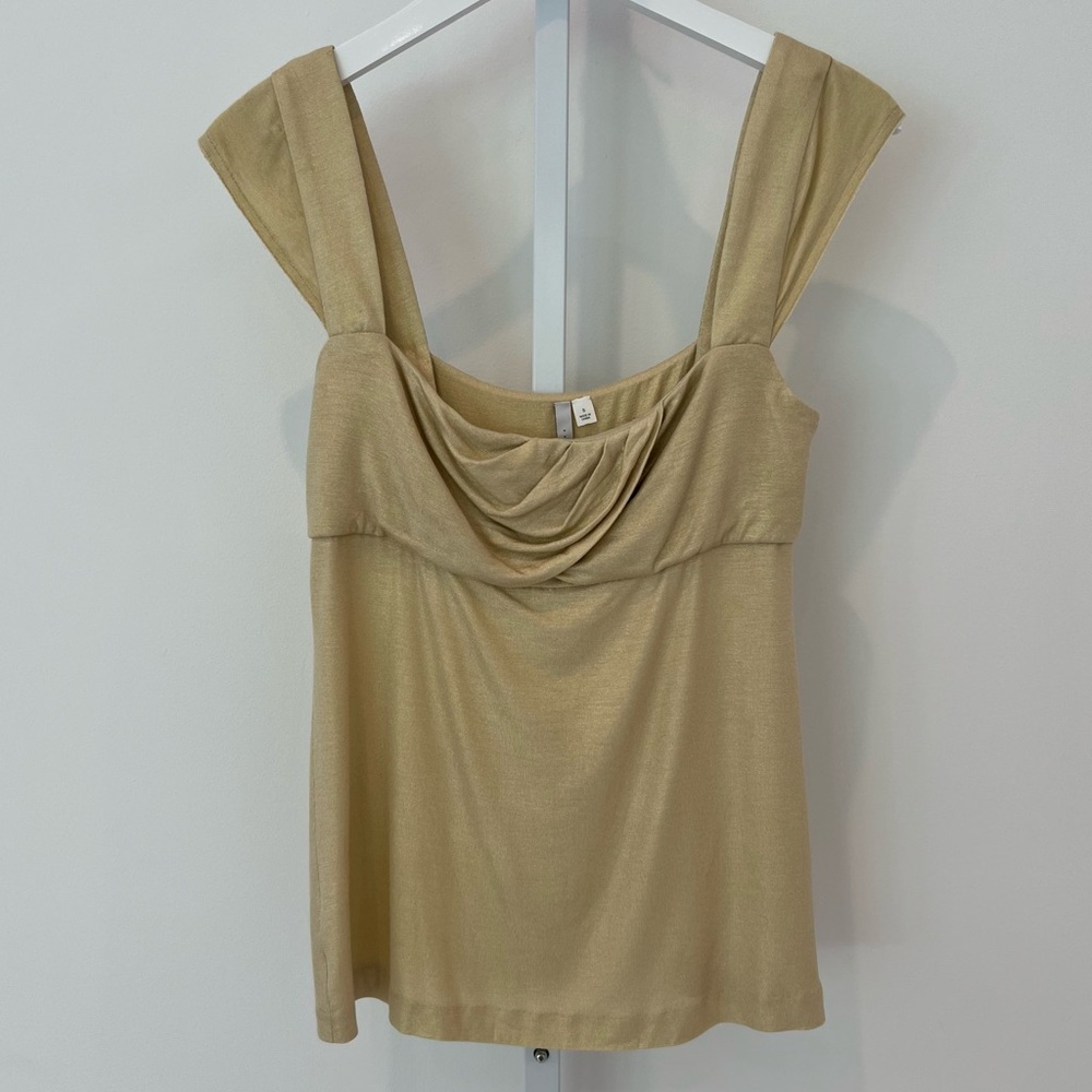 IISLI GOLD TOP SIZE SMALL NWOTS!